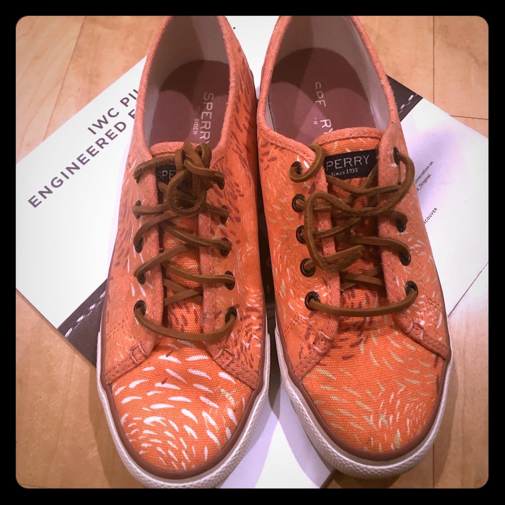 Sperry Kicks